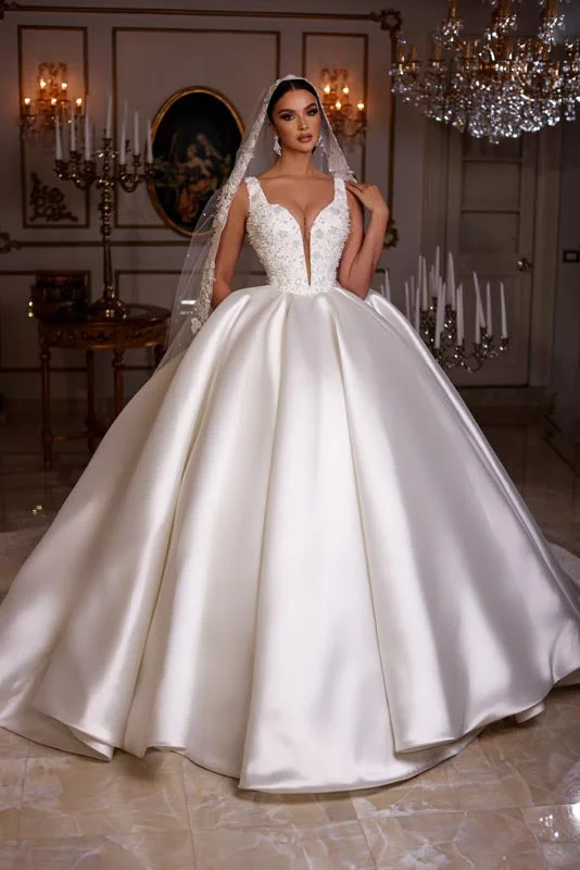 Luxury Sleeveless Satin Wedding Dress Princess Plus Size A-Line Bride Gowns Sleeveless Vestido de Noiva Custom Made