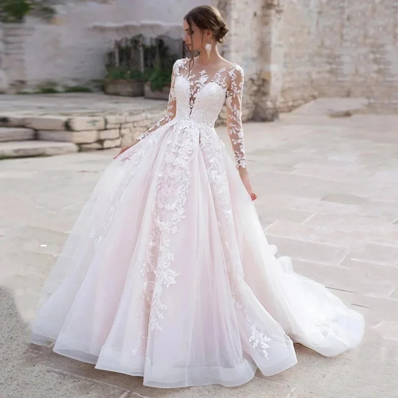 Luxury Pink Long Sleeves Wedding Dress Ball Gown Lace Appliques O-Neck Button Royal Train Bride Gowns Vestido De Novia Princess