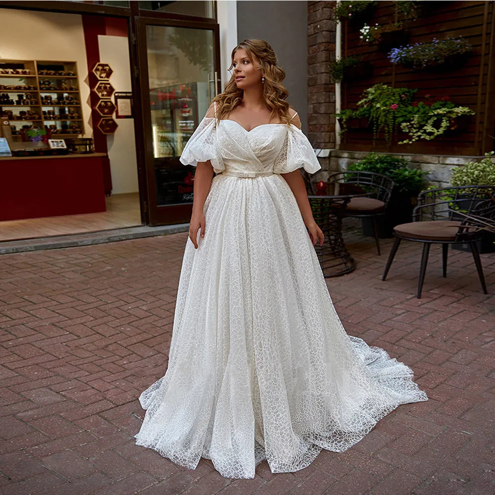 Plus Size Wedding Dresses For Bride Off The Shoulder Short Sleeves Bride Gowns Lace Up Sweep Train A-Line Robe De Mariée