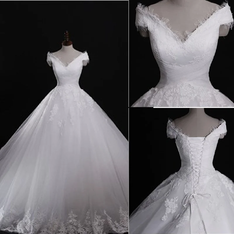 Classic Style Off Shoulder Lace Up Vantage Lace Wedding Dresses, WD0180